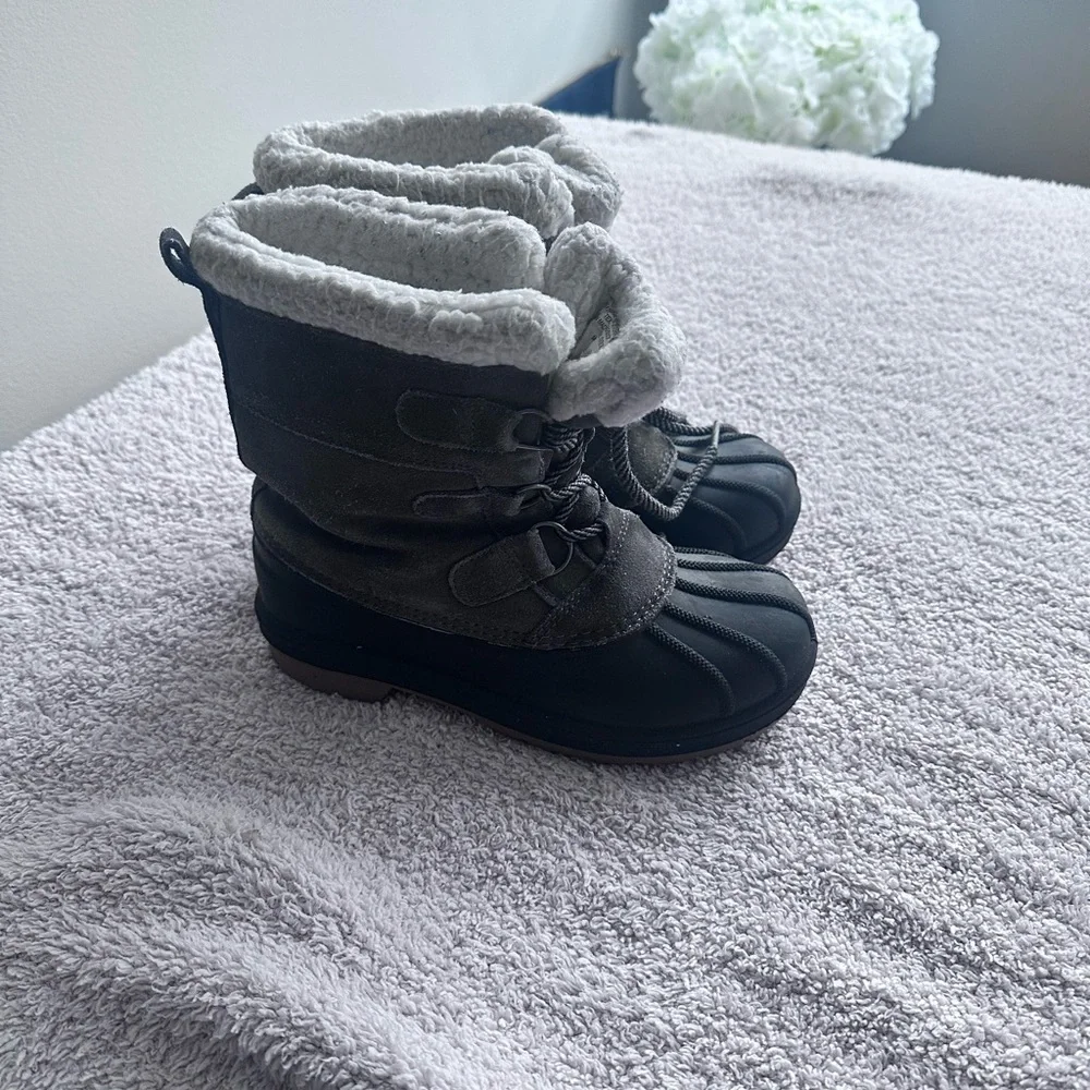 Cat & Jack Gray Snow Boots for Kids